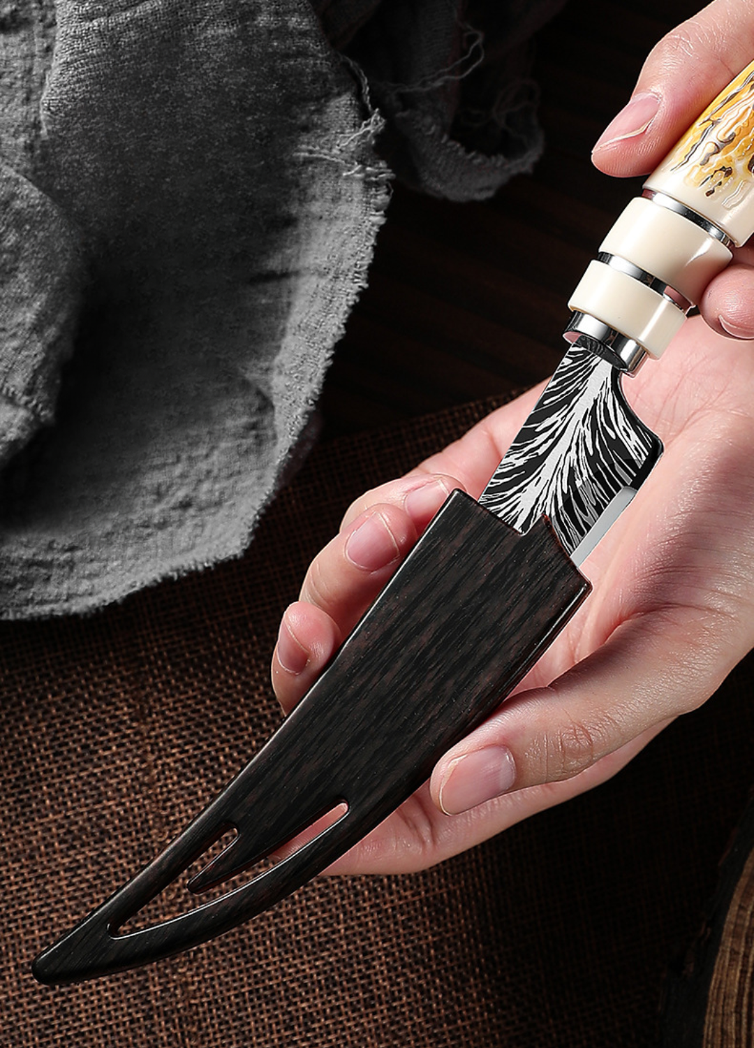 Zakrzywiony Nóż do Wykrawania