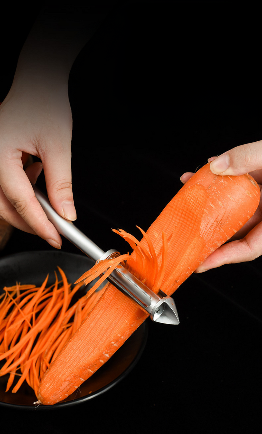 Wszechstronna obieraczka do warzyw i owoców